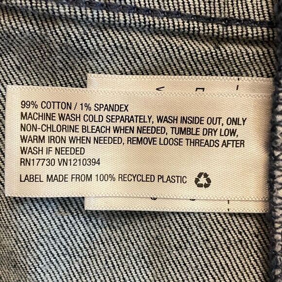 Universal Thread Jean Shorts size 12 - Picture 5 of 5